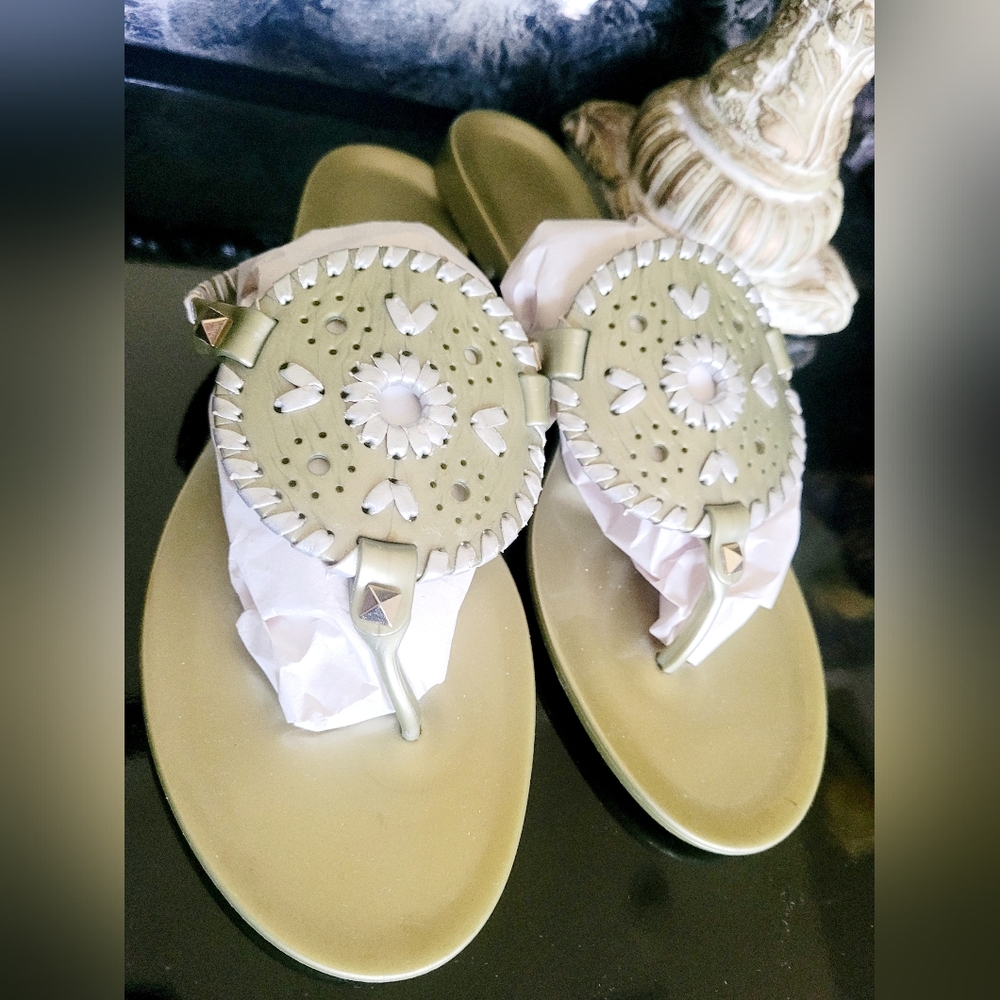 Jack Rogers Georgica Jelly Medallion Stud Gold Platinum Women's Sandals US 8 - Picture 3 of 16